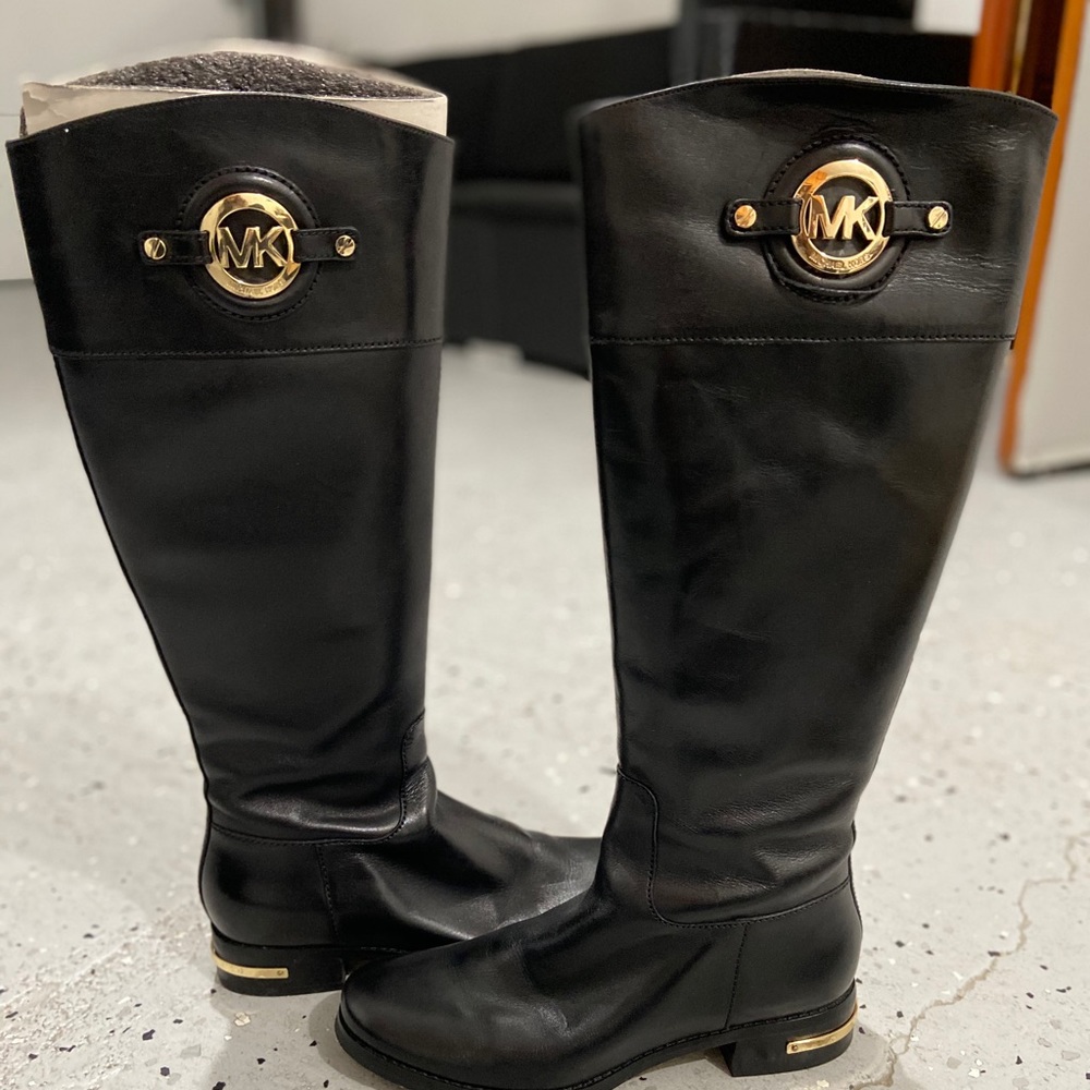 Michael kors boots